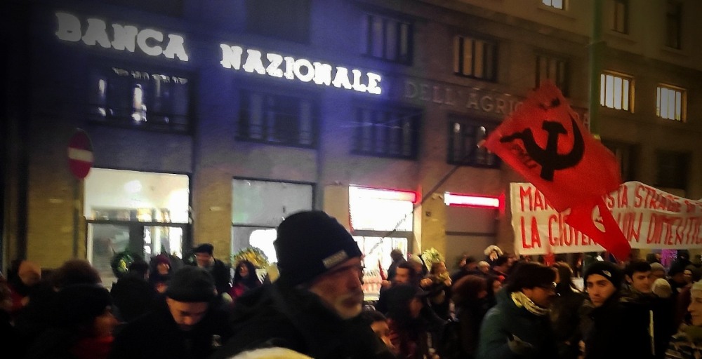 Combattivo corteo antifascista a Milano