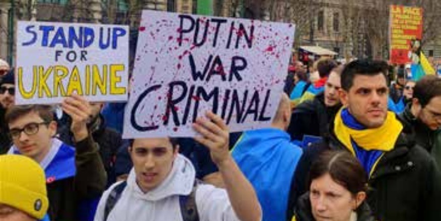 A Milano partecipata manifestazione contro l’aggressione all’Ucraina del nuovo zar Putin