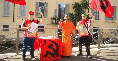 Interessanti discussioni a Milano sulla posizione astensionista del PMLI